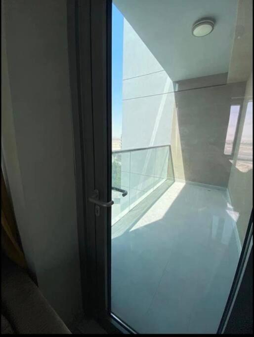 Beautiful Studio Apartment Close To Expo Dubai Ngoại thất bức ảnh
